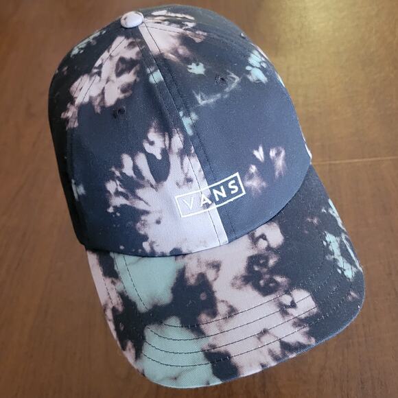 Vans Black, Bleach-Dyed Baseball Cap New, never been used Size adjustable - Picture 1 of 9